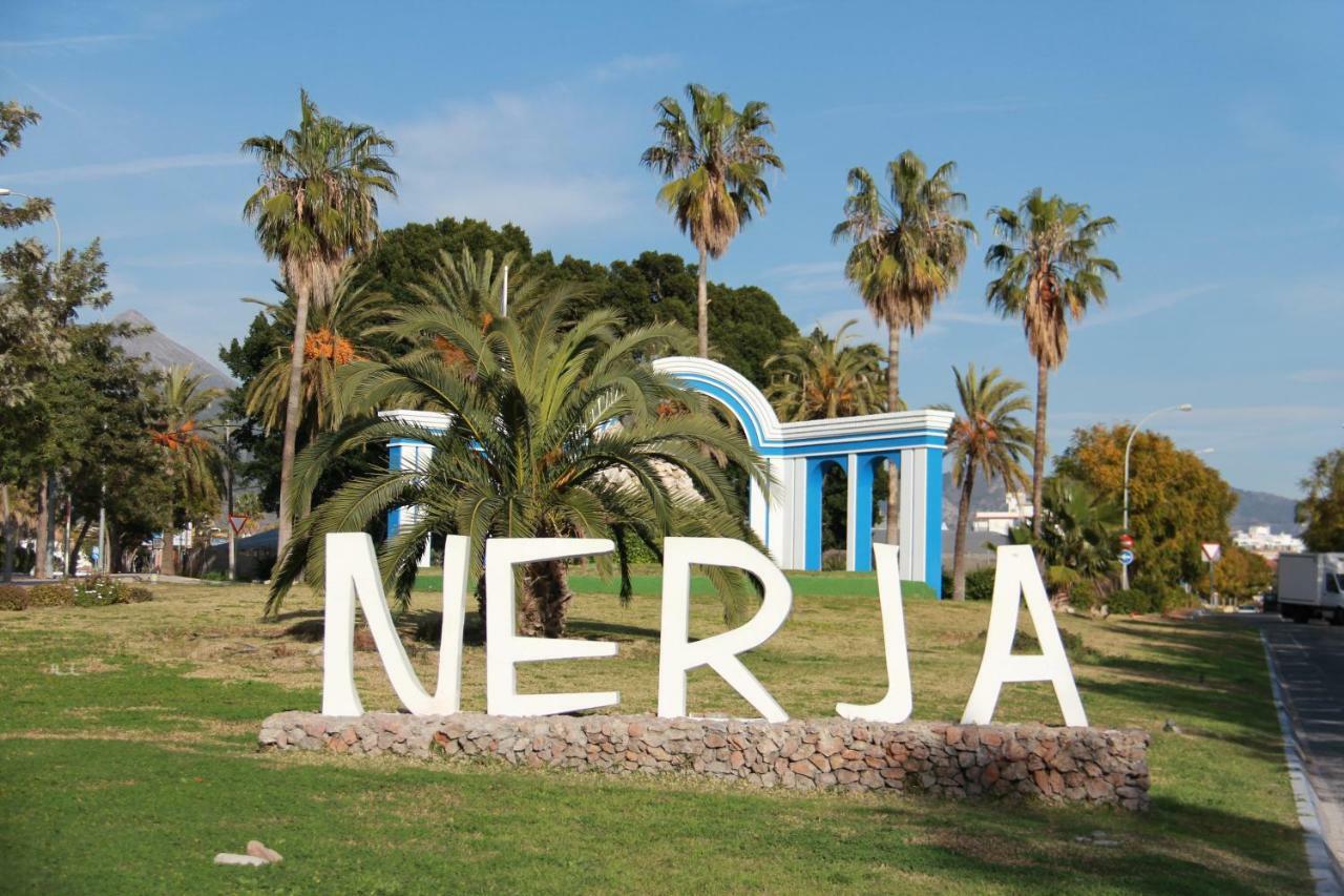 Edf. 4 Caminos Daire Nerja Dış mekan fotoğraf